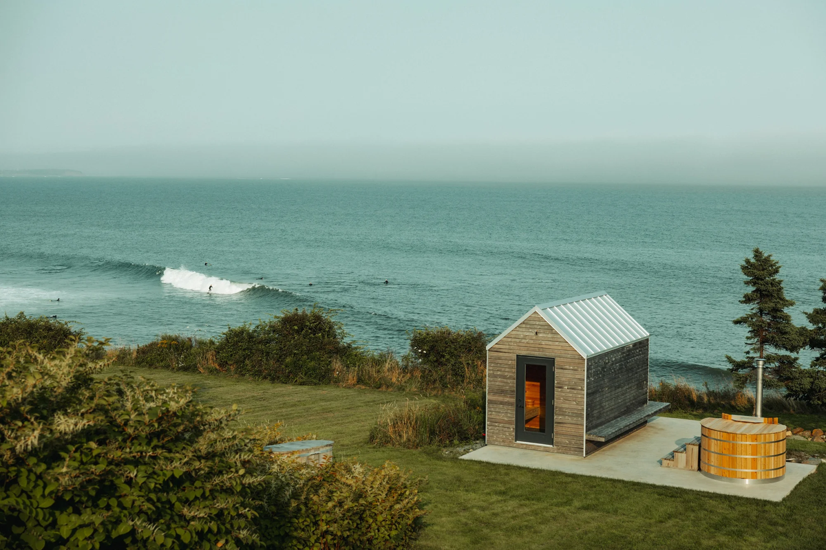 Surf Shacks Vol.3 , A new wave of coastal living