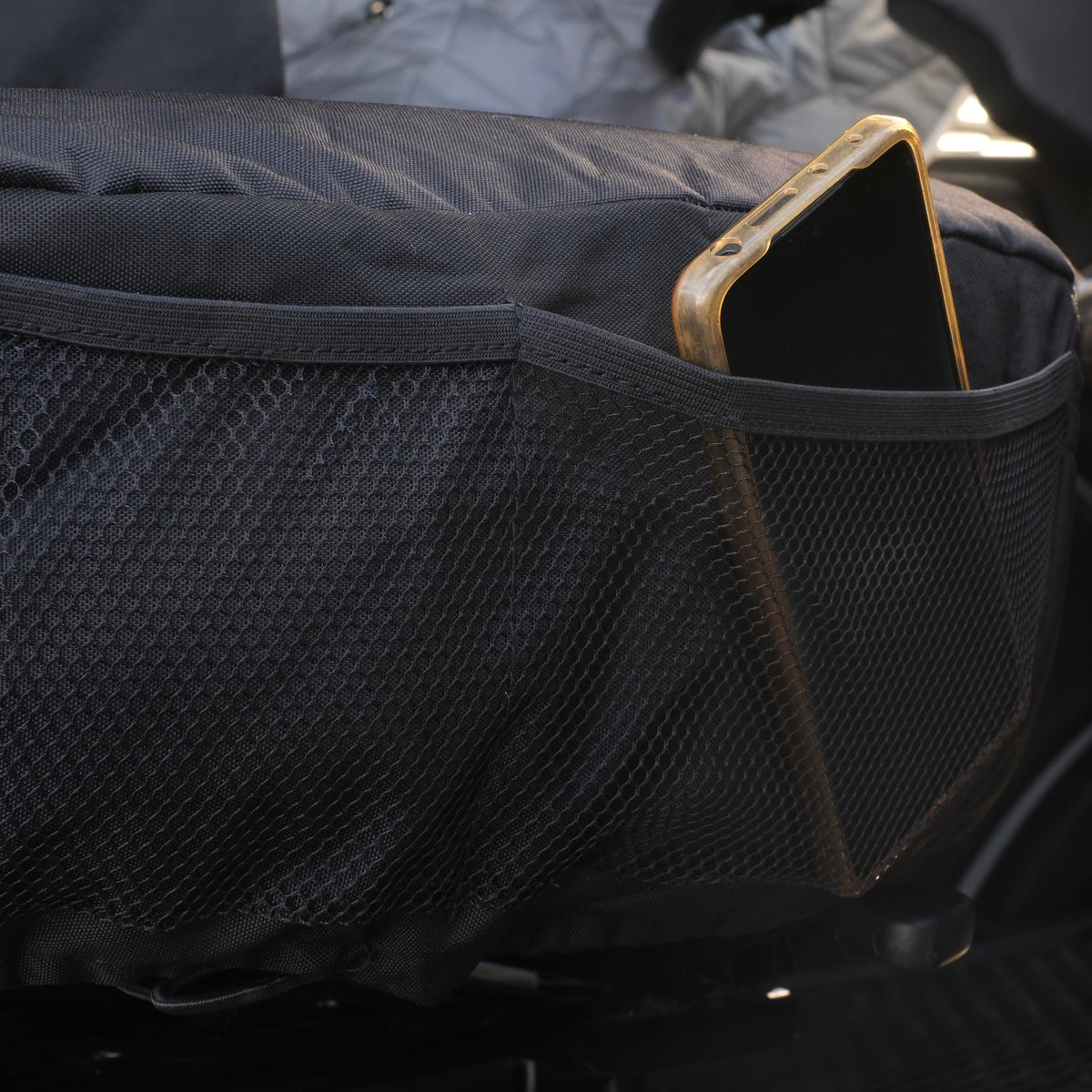 CULT - Funda protectora para asiento de coche / furgoneta - Simple - Indi Negro
