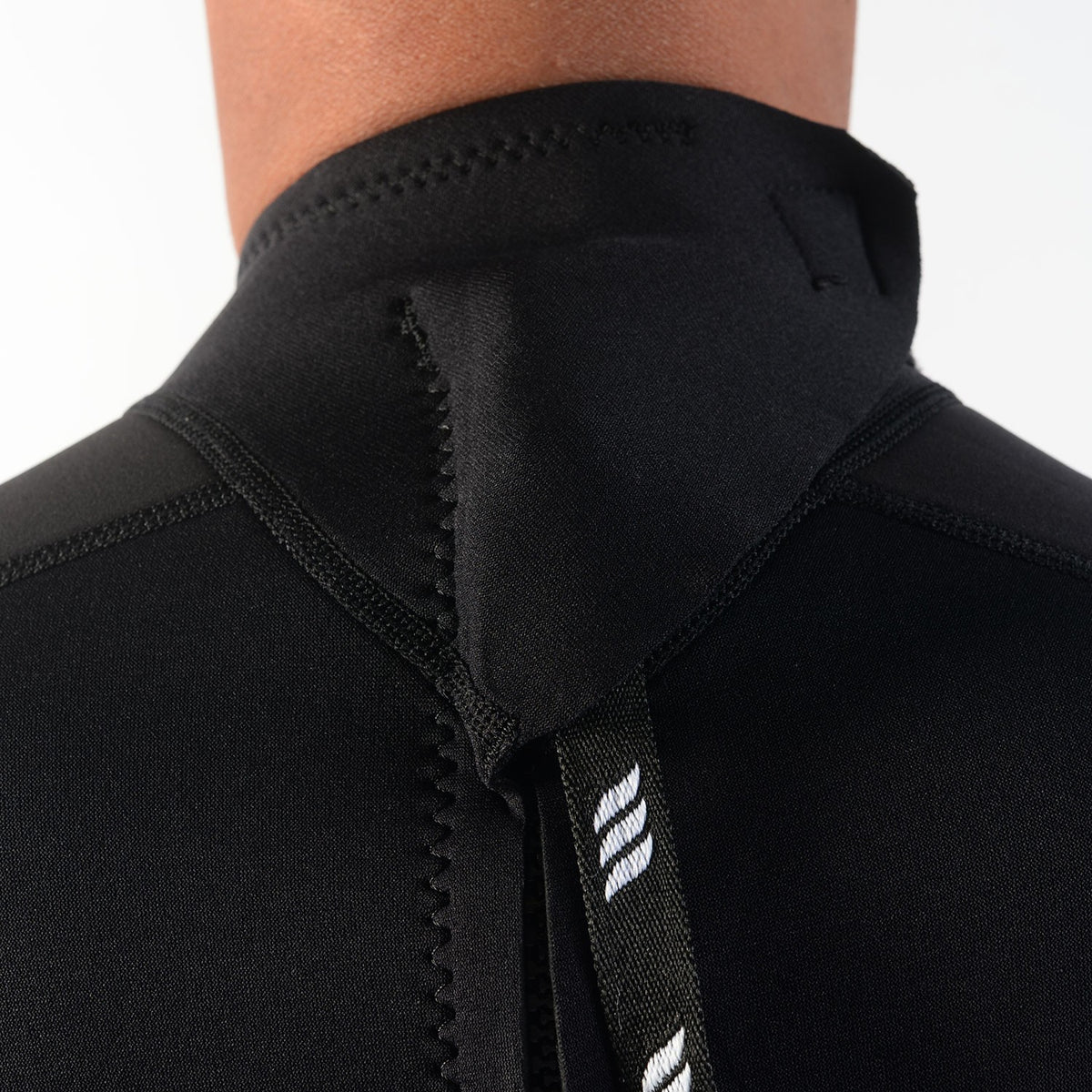 WEST - Traje de neopreno para surf - Enforcer-S Shorty 2/2 mm con cremallera trasera - Grafito