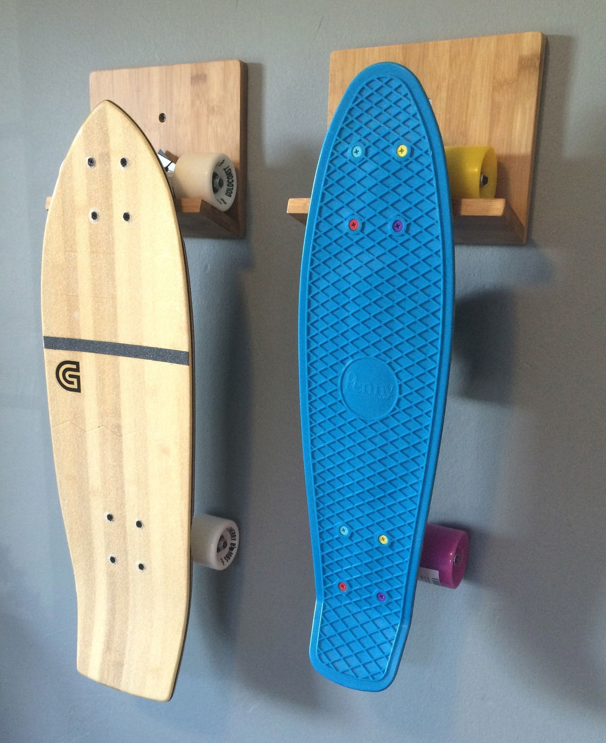 CORSURF - Skateboard wall rack (Bamboo Wall Rack)
